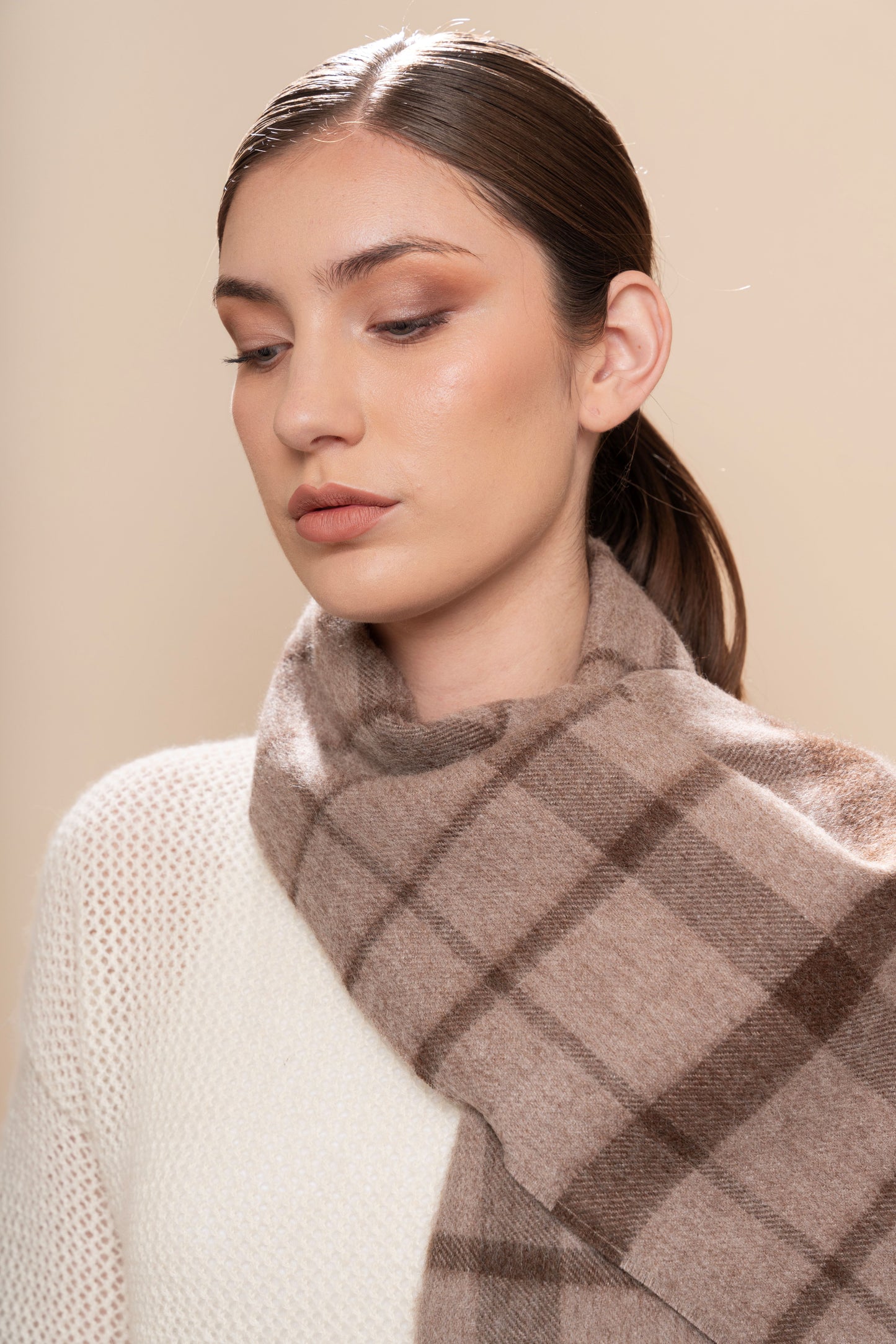 Essence Eco Plaid Scarf