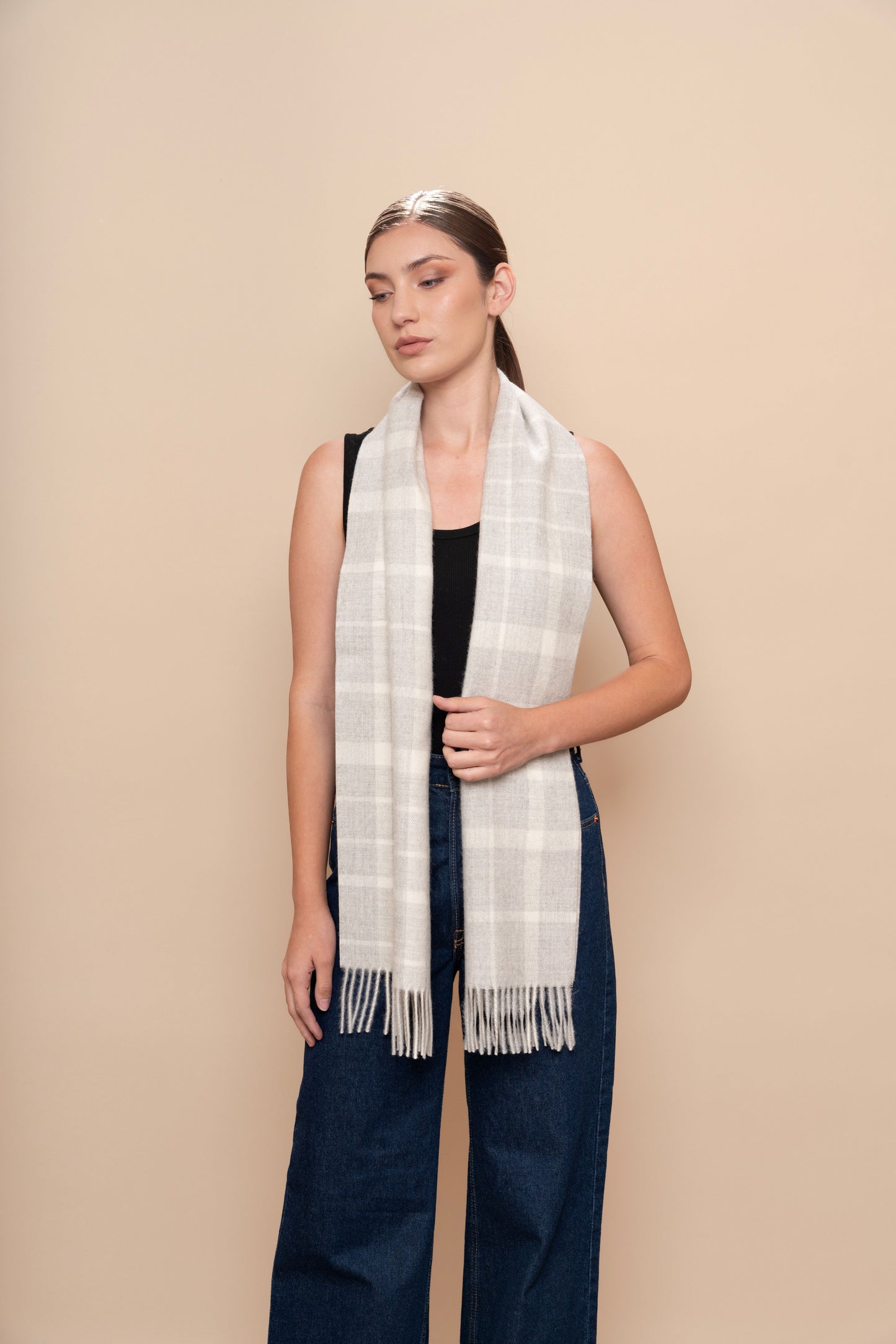 Essence Eco Plaid Scarf